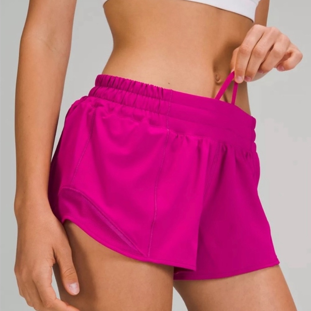 Lululemon Hotty Hot Ripened Raspberry LR 2.5”